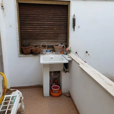 Eleonora Apartment *