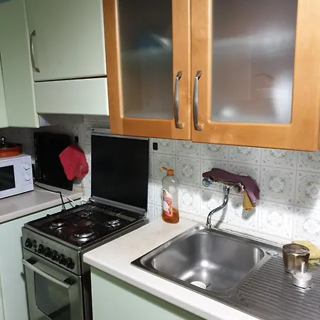 Eleonora Apartment